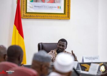Lutte contre la corruption : Mamadi Doumbouya met en garde et renforce l’engagement