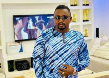 Affaire Azaya : L’ambassade de France fait une mauvaise annonce après les révélations de son ex-epouse