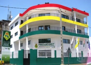 Crise à la FEGUIFOOT : Le ministre guinéen appelle à l’intervention urgente de la FIFA…