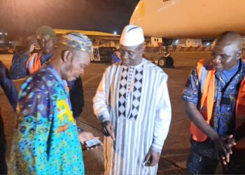 Hajj 2025 : 342 pèlerins guinéens entament leur voyage vers les lieux saints depuis Conakry