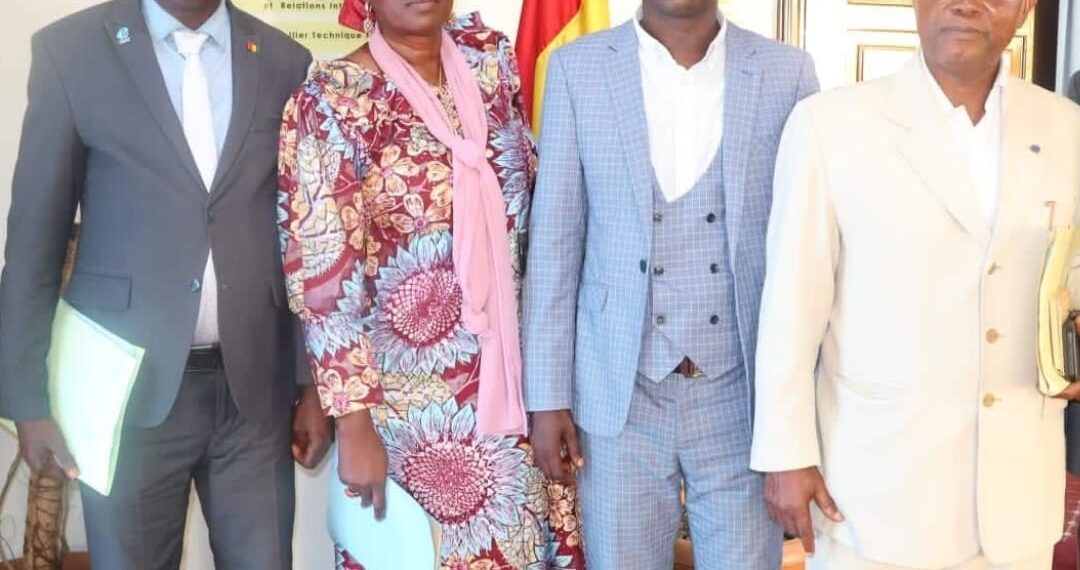 CONAKRY : L’INTERSYNDICALE SUSPEND LA GRÈVE DANS LE SECTEUR ÉDUCATIF 