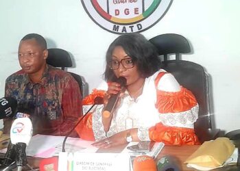 Remise de chèque à l’URTELGUI : la DGE renforce la synergie médiatique pour une présidentielle apaisée