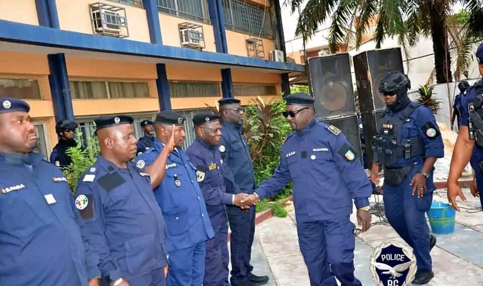 LA DGPN ANNONCE LE DÉGUERPISSEMENT SUR LES EMPRISES DES ROUTES DE GRAND CONAKRY (COMMUNIQUÉ)