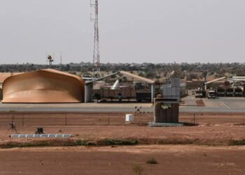 Niger: des tirs et détonations d&rsquo;origine inconnue entendus dans la nuit à l&rsquo;aéroport de Niamey
