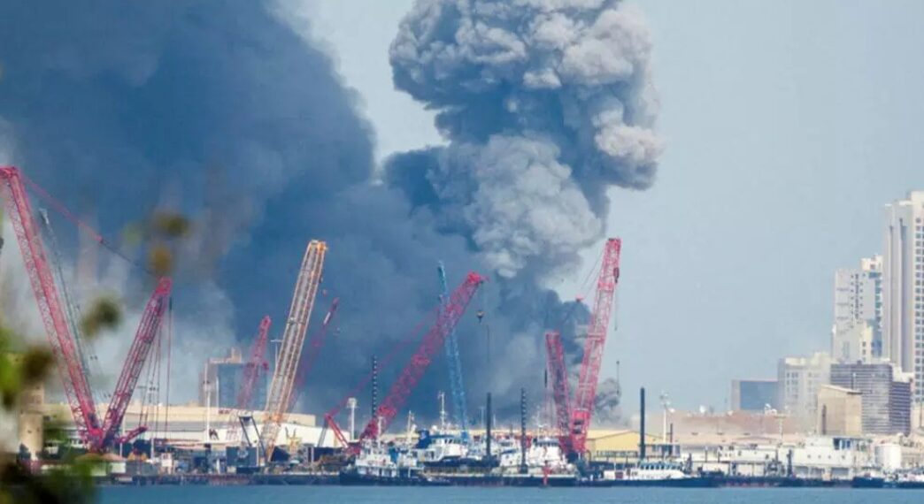 Urgent : Israël et les États-Unis frappent l&rsquo;Iran, Téhéran riposte en visant les bases américaines au Moyen-Orient