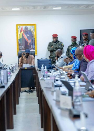 Crise de liquidité : le président Mamadi Doumbouya ordonne l&rsquo;impression de nouveaux billets pour éradiquer ce fléau