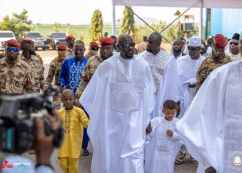 Eid el-Fitr 2026 :le président Mamadi Doumbouya célèbre l&rsquo;Aid avec les fidèles musulmans sous le signe du vivre-ensemble 