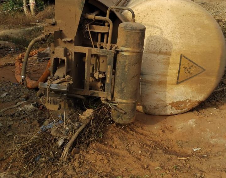 Dubréka / sèguèma : le déraillement d&rsquo;un train Rusal-Friguia transportant la soude caustique suscite beaucoup de peur dans la localité