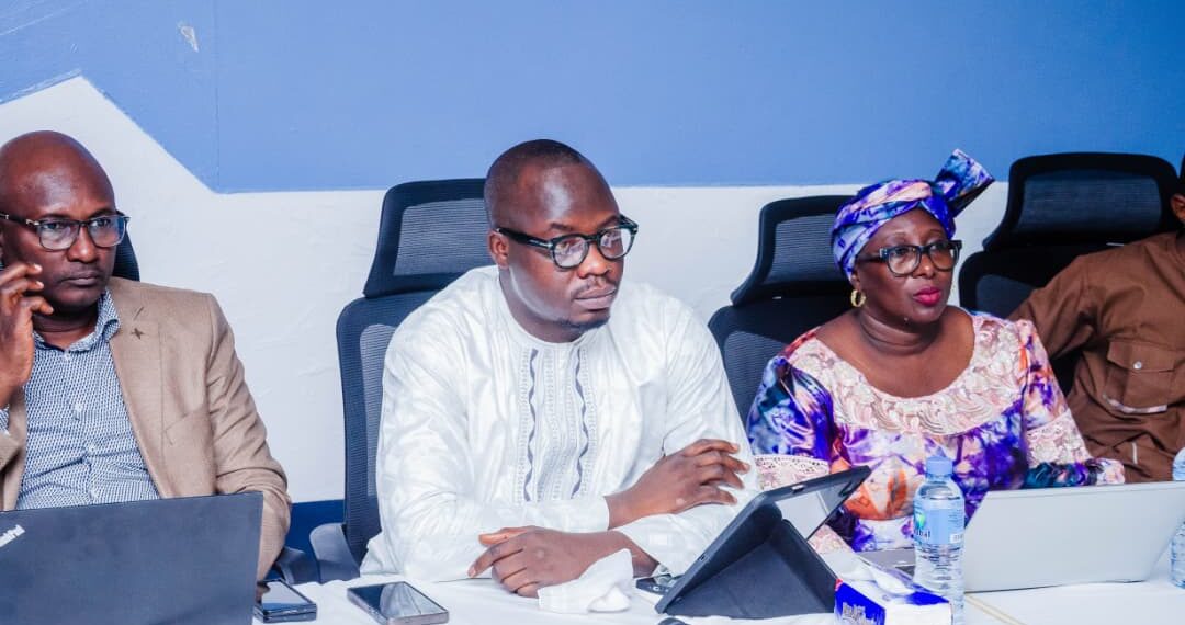 Crise de liquidité en Guinée : le CNOSCG appelle le gouvernement et les institutions financières à agir rapidement pour garantir un accès normal et équitable