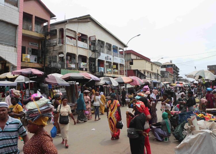 Dernière minute / kaloum : la DGPN donne un ultimatum de 24 heures aux usagers qui stationnent les véhicules au marché Gnènguèma 