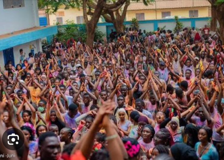 Interdiction des “journées sans sac” et fêtes de couleurs : l’Inspection régionale de l’éducation de Conakry durcit le ton