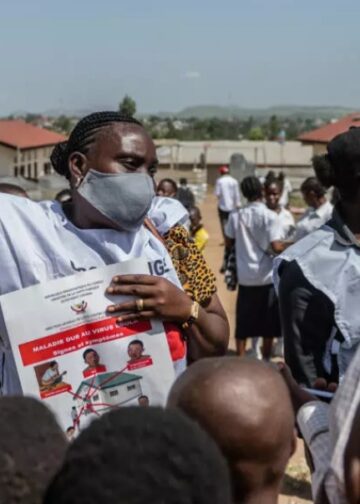 Ebola: la justice kényane suspend l&rsquo;ouverture prévue vendredi du centre de quarantaine américain au Kenya
