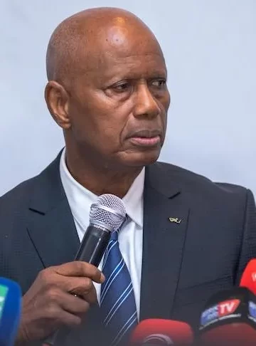 HAC : un journaliste interdit d&rsquo;exercer, Konoma TV Guinée et un site d&rsquo;information suspendus