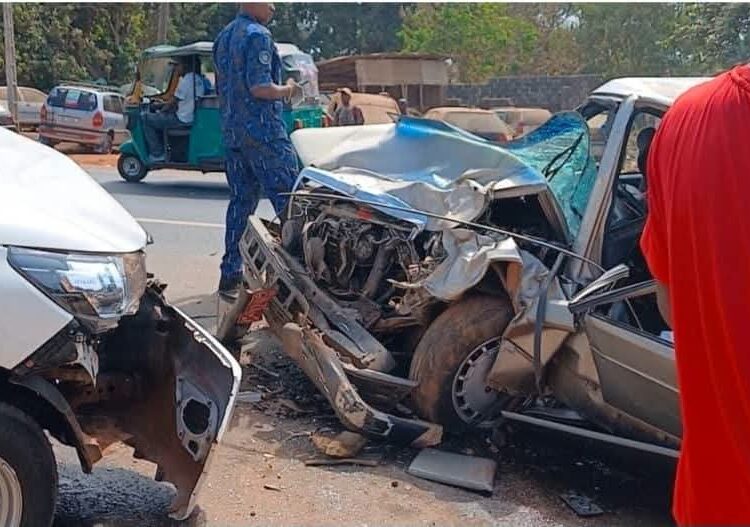 Kindia : sept morts dans une collision meurtrière sur la RN1, une élève de la CSR de Koundara parmi les victimes