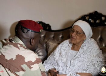 Obsèques de Hadja Andrée Touré : la Présidence dévoile un programme officiel d’hommage national