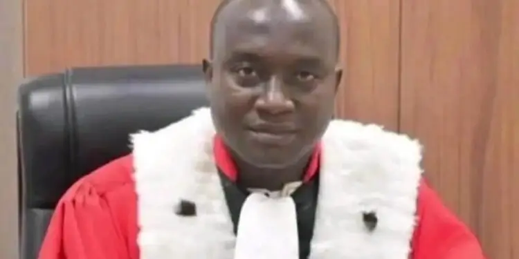Guinée : le Parquet général interdit de sortie du territoire à l’avocat général près la Cour suprême