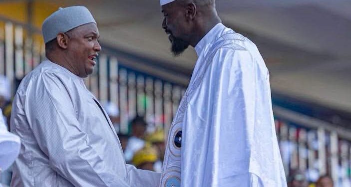 Adama Barrow attendu à Conakry : un nouvel élan pour les relations Guinée-Gambie