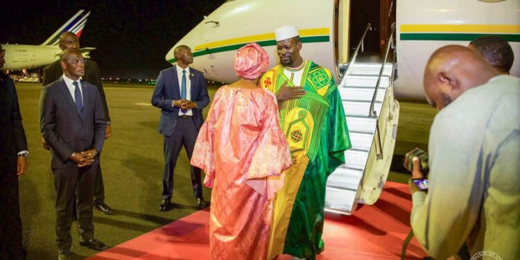 Mamadi Doumbouya à Abidjan : la Guinée et la Côte d’Ivoire réaffirment la force de leurs liens fraternels