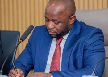 CONCOURS DE RECRUTEMENT EN GUINÉE : 4 500 POSTES DANS LA SANTÉ, LES CANDIDATURES SONT OUVERTES !