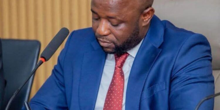 CONCOURS DE RECRUTEMENT EN GUINÉE : 4 500 POSTES DANS LA SANTÉ, LES CANDIDATURES SONT OUVERTES !